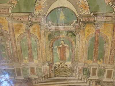 Ma l'oggetto di maggior pregio � un rivestimento d'altare di XVIII secolo che, proveniente dalla chiesa di Santa Teresa dei Maschi, rappresenta la santa carmelitana in una cornice prospettica